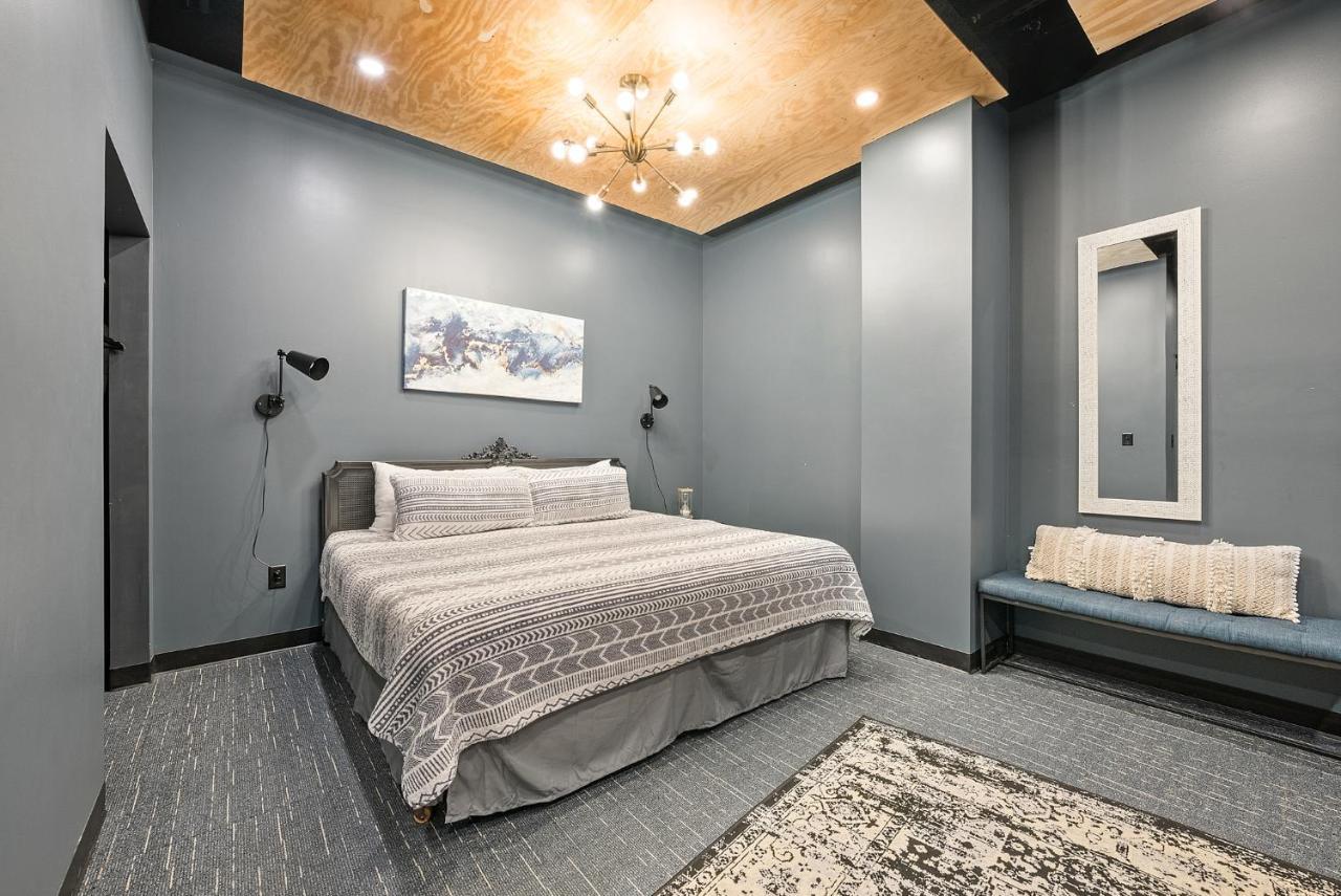 Hotel Indigo Pass Boutique 4*